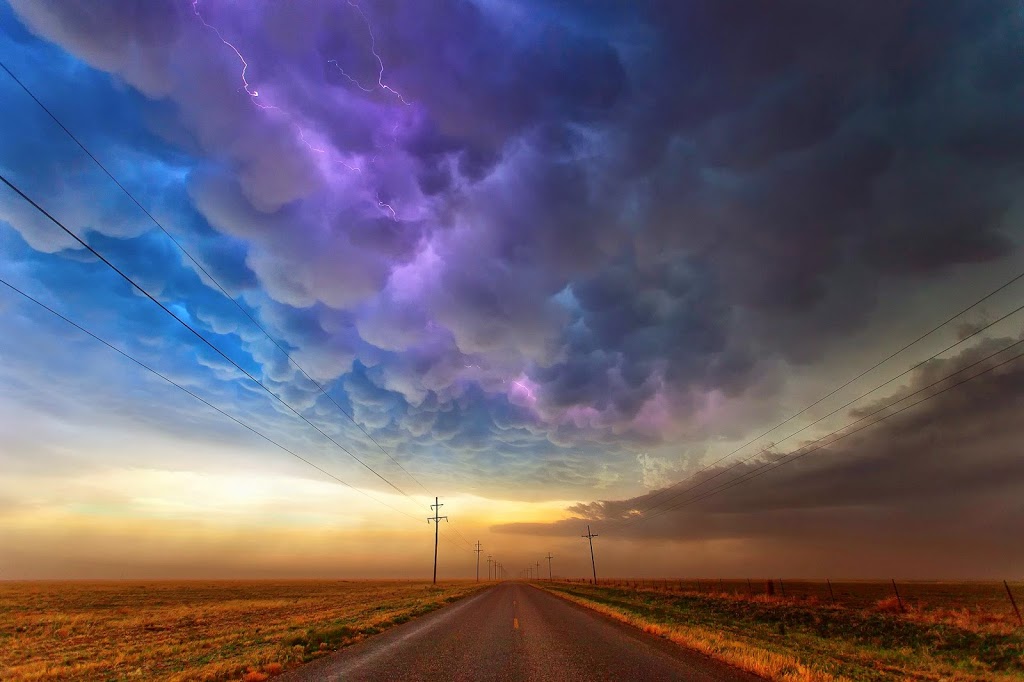 Cool picture of storm with mammatus clouds over Texas | Cool ...
