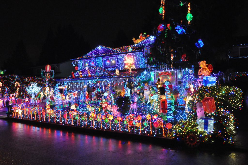 Collection Of Crazy Christmas Lights From Around The World Cool