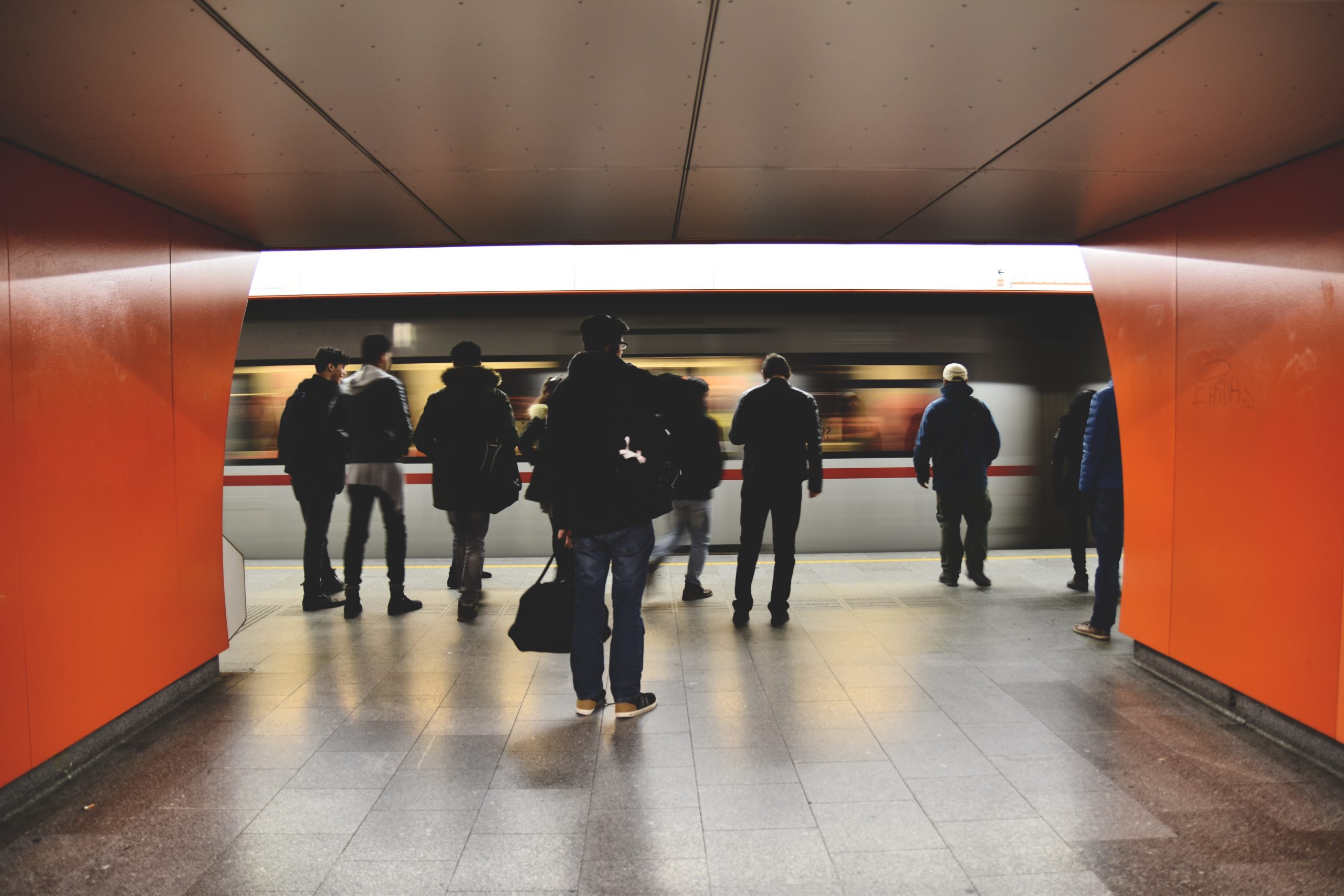 Storing your luggage in London – five things to consider