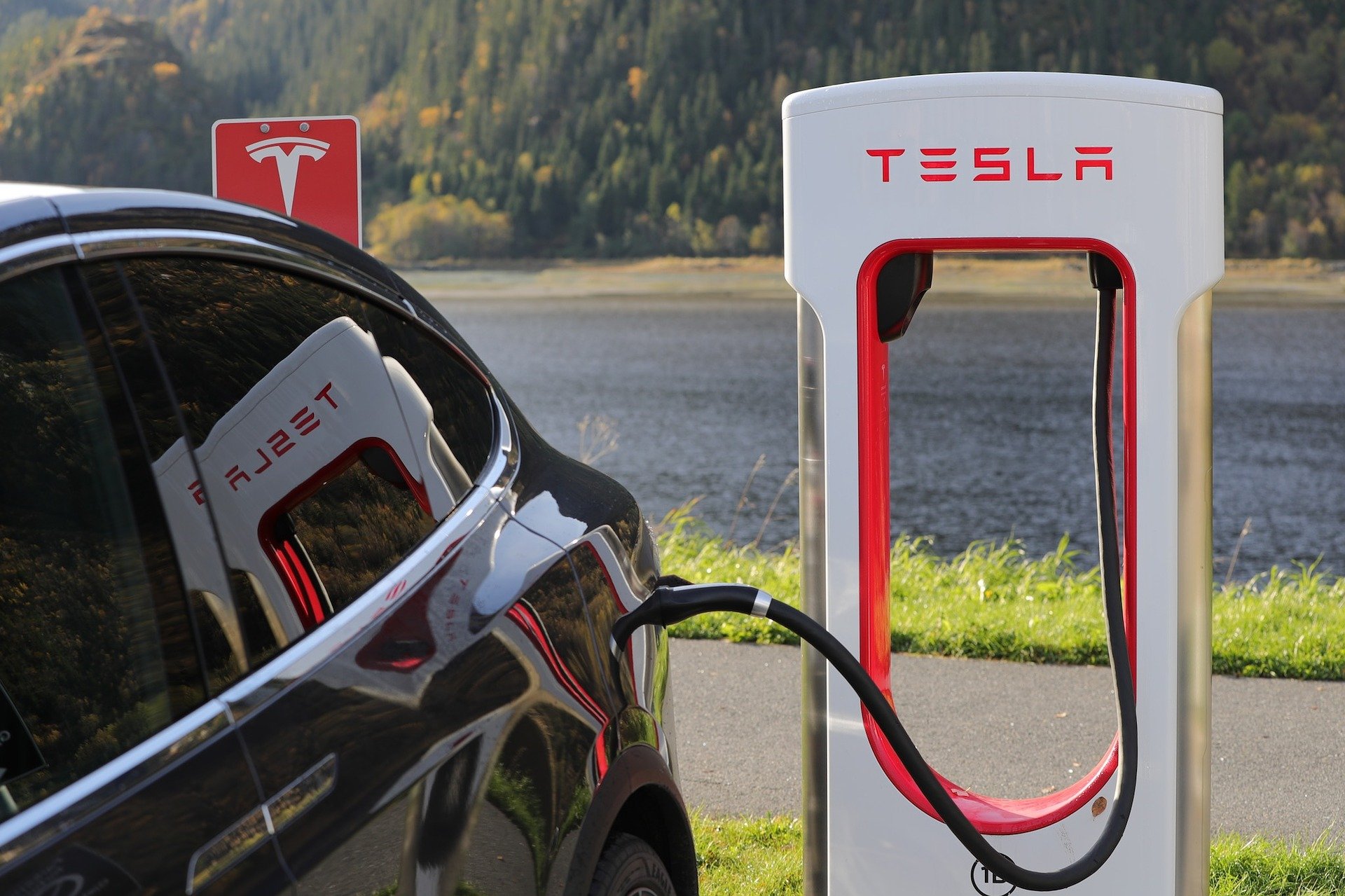 Which Tesla should I lease?