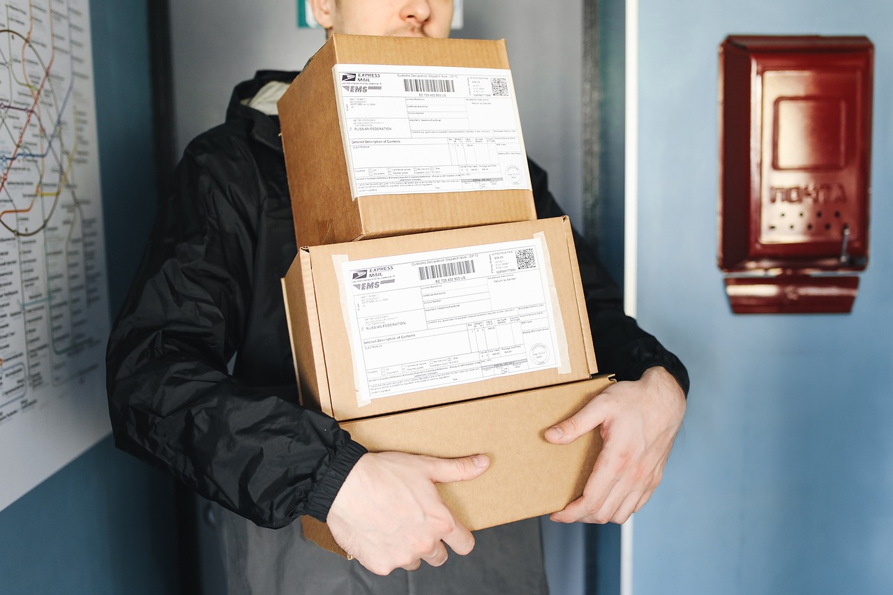 3 Best Ways to Send Parcels to Your Friends and Family in the US