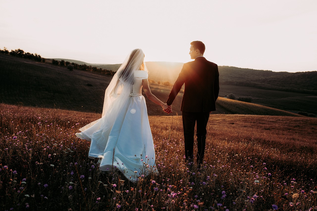Capturing Memories: Why Hire a Professional Videographer For Your Wedding