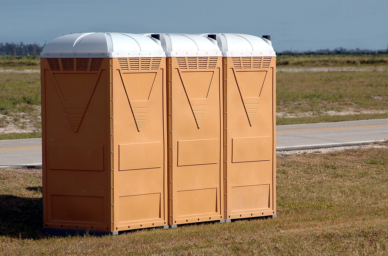 Making Your Party Guests Stay Longer with Portable Toilets