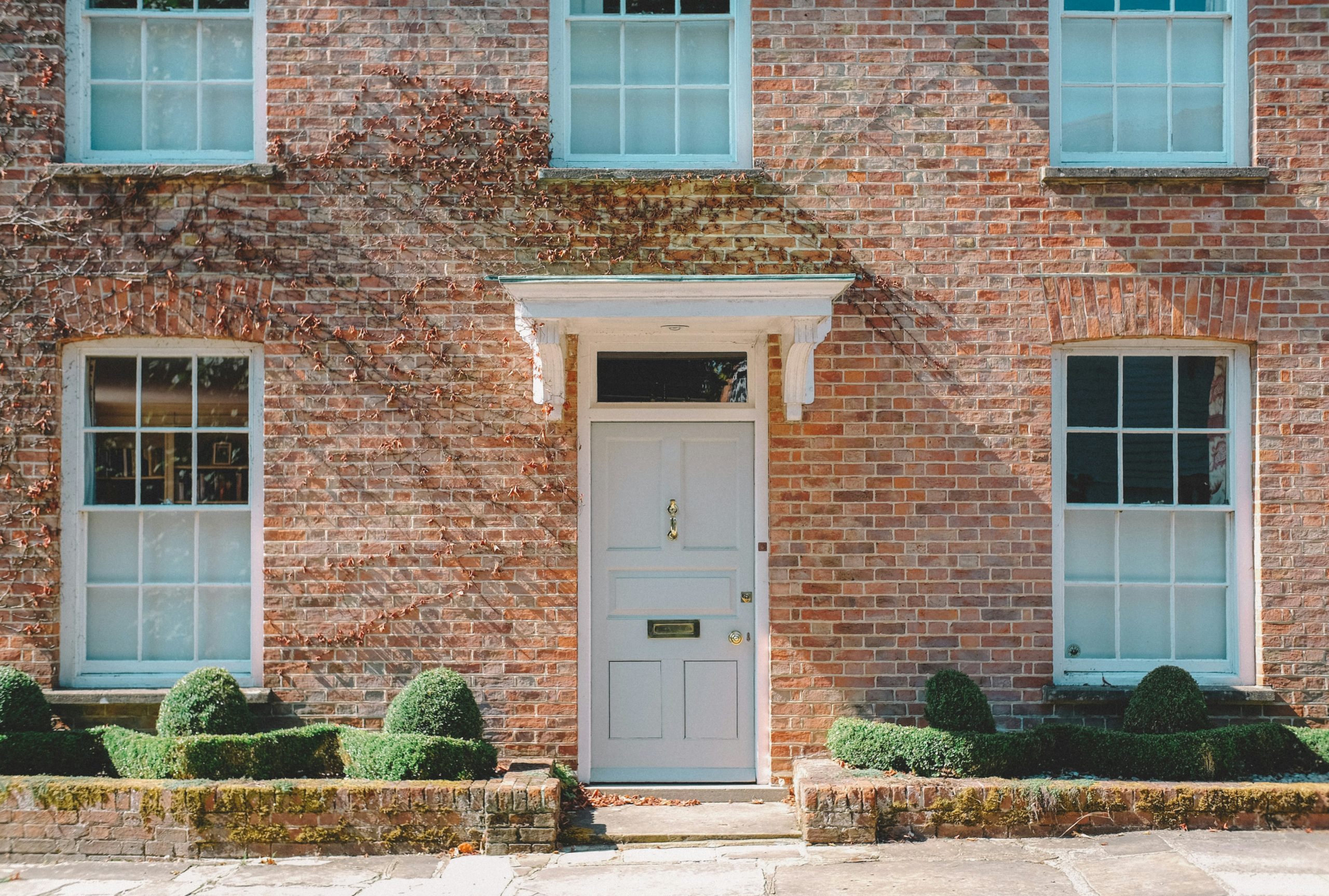 Craftsmanship in Premium Doors: What Sets Them Apart?