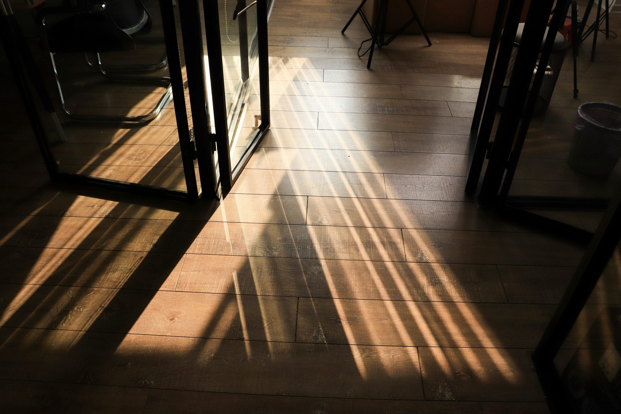 The Ultimate Guide to Choosing the Right Flooring for Your Home
