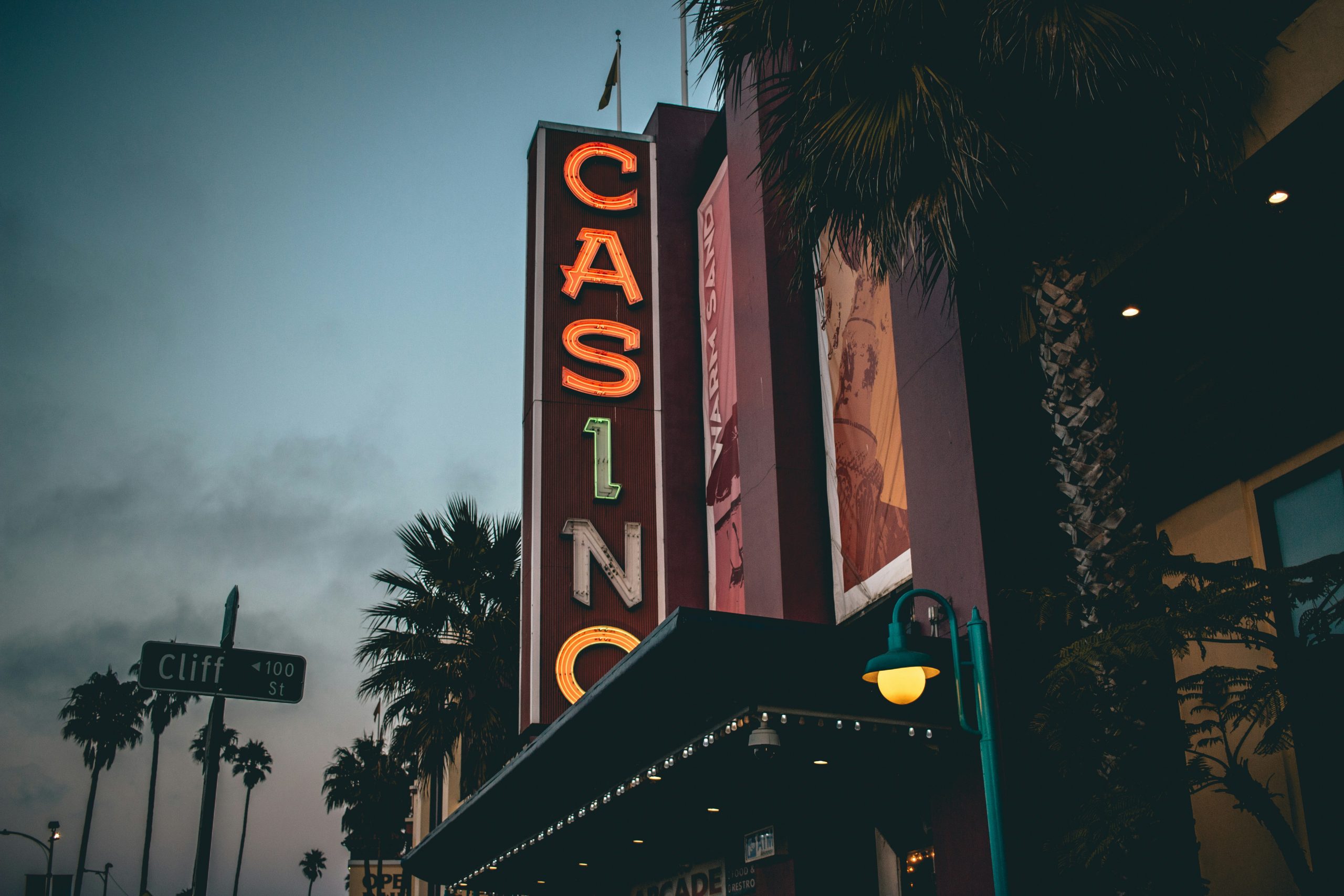 What are The Most Popular Online Games at Casinos in 2024?