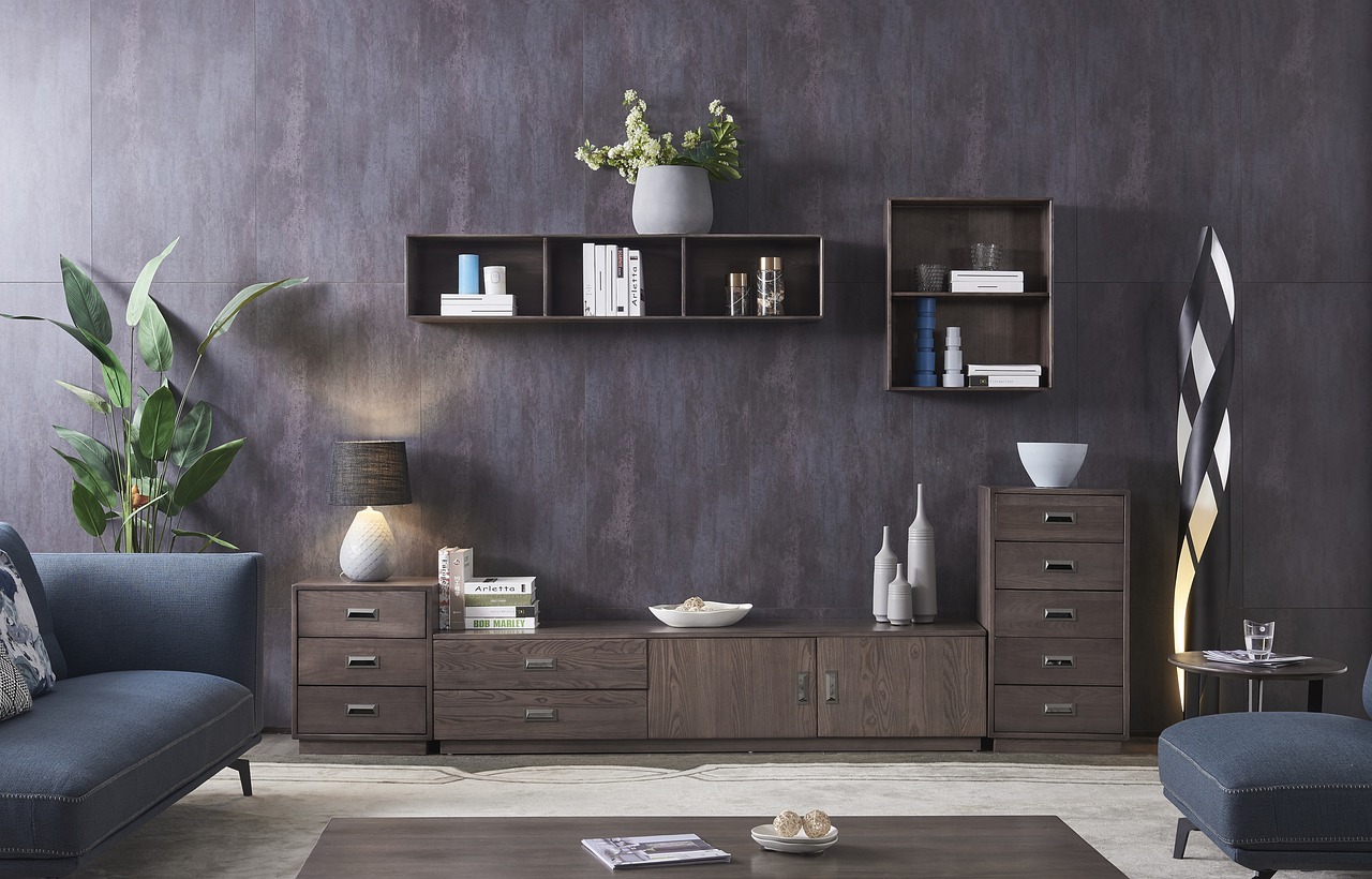 Types of decorating wallpaper – how to choose