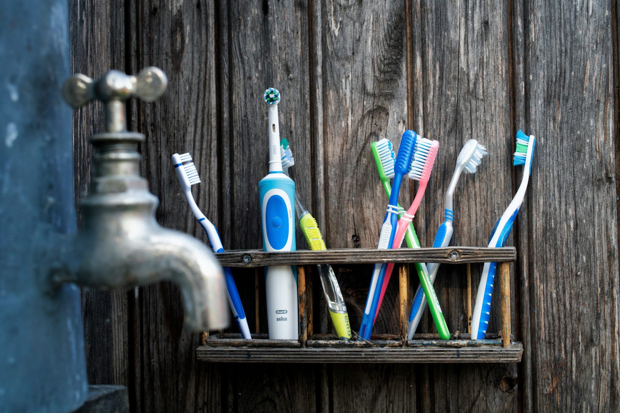 Self-Care Essentials: Why an Electric Toothbrush Should Be Part of Your Routine