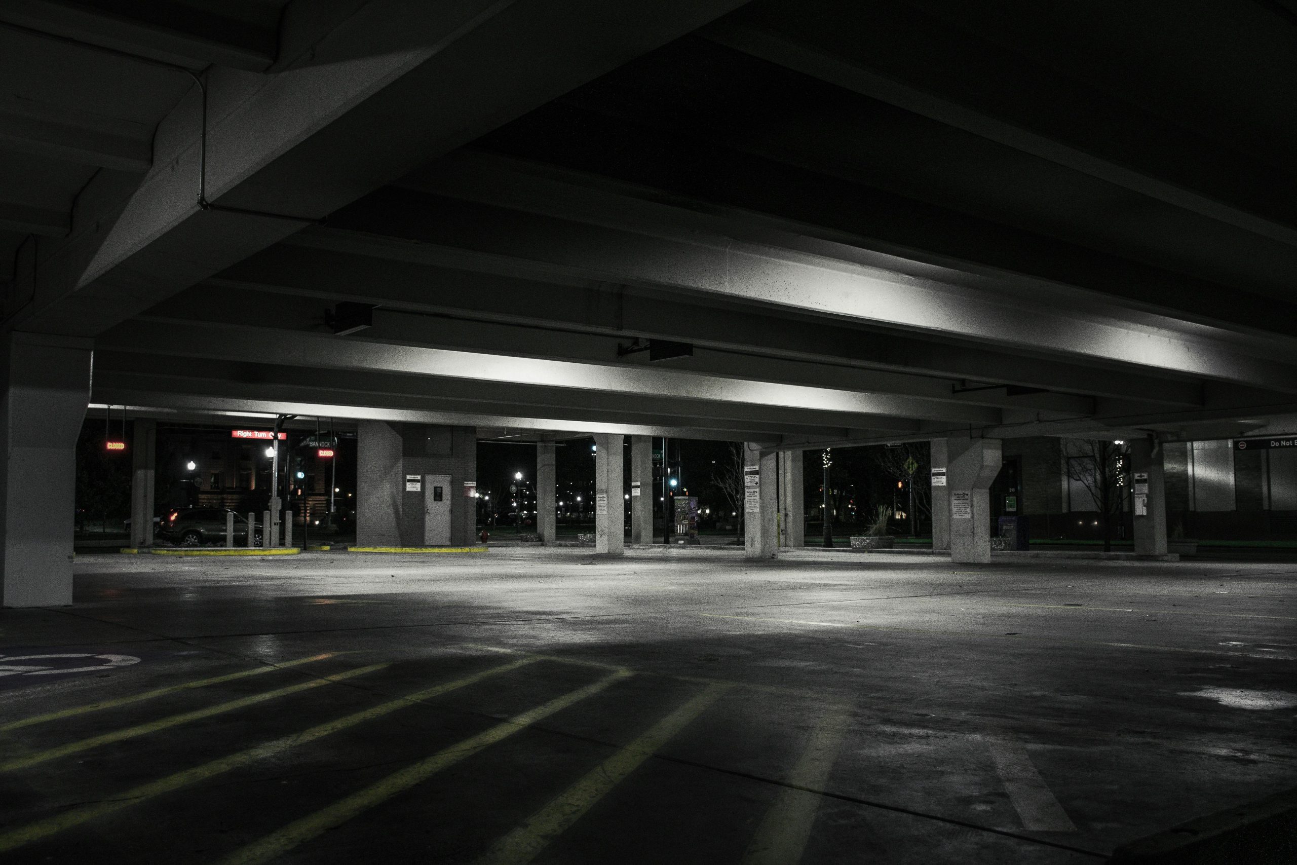 6 Practical Tips to Follow When Searching for the Right Parking Space