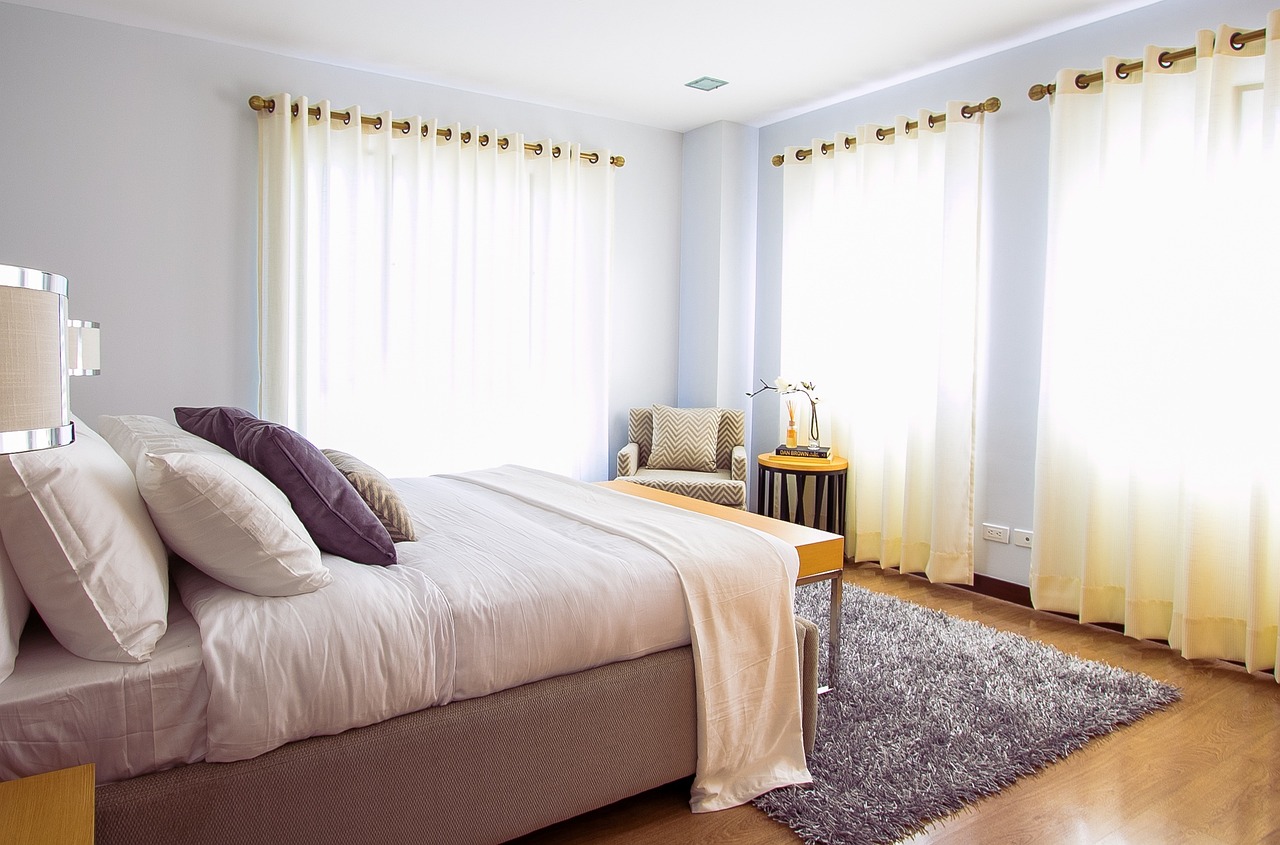 How to Choose the Right Curtain Length and Width for Any Window