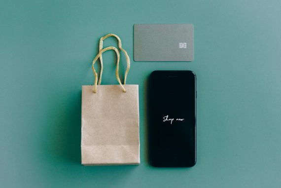 Best Mobile Apps for Smarter Online Shopping in the UK