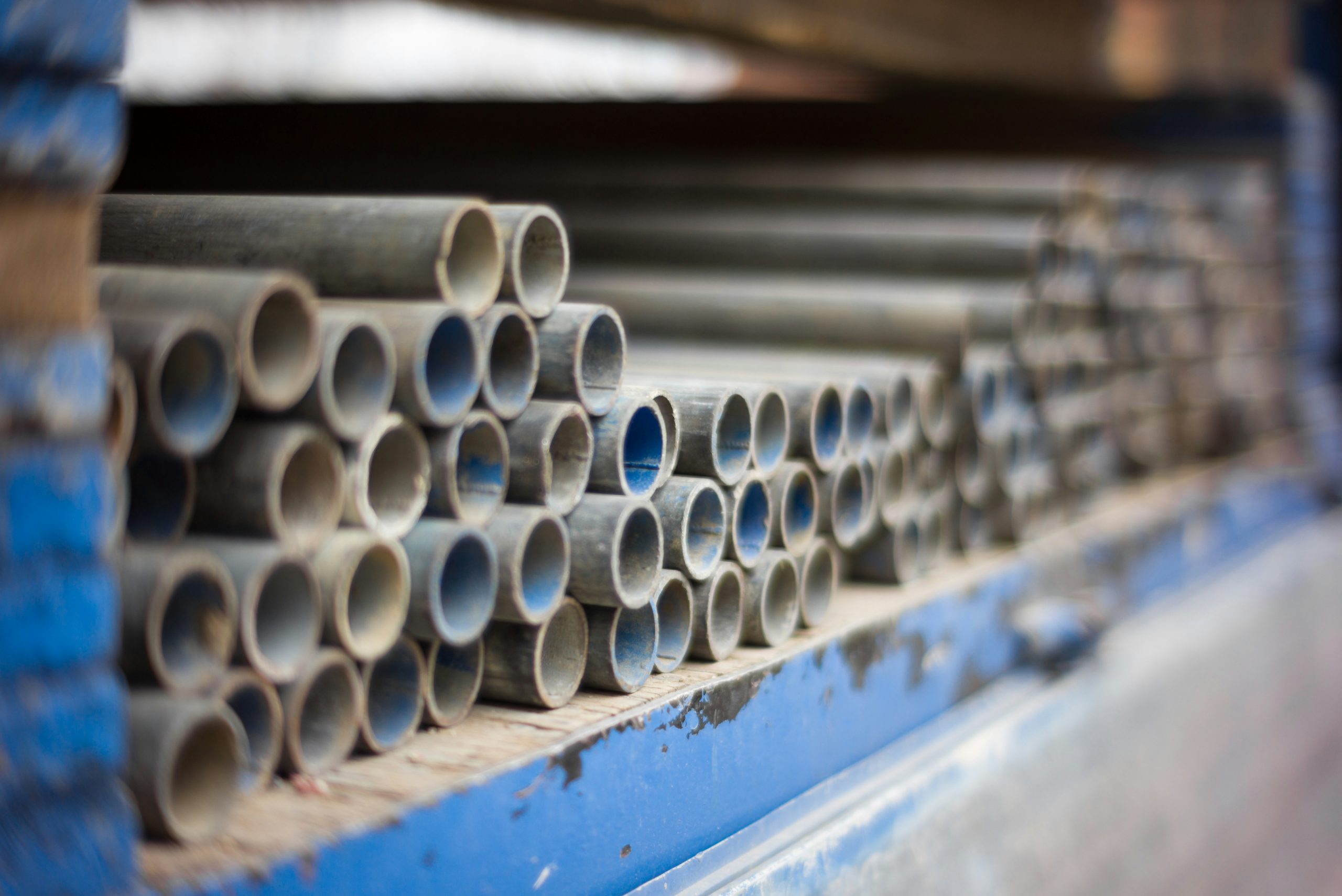 Choosing the Right Steel Pipe Supplier for Your Construction Project