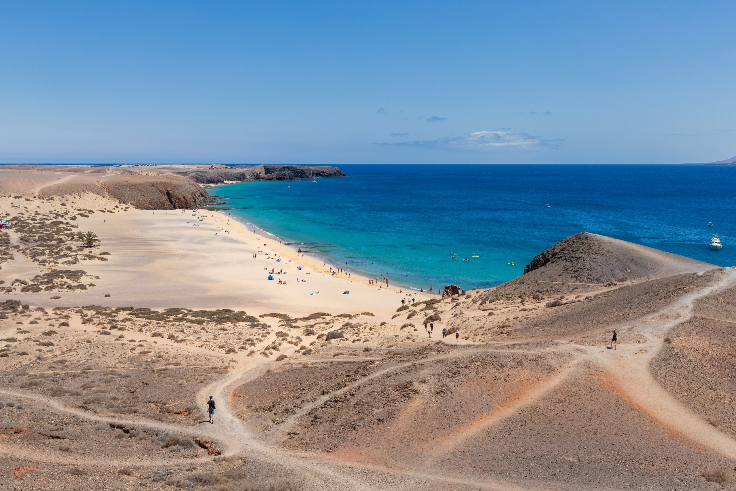 Lanzarote on Arrival: What to Know About Airport Transfers, Taxis and Public Transport