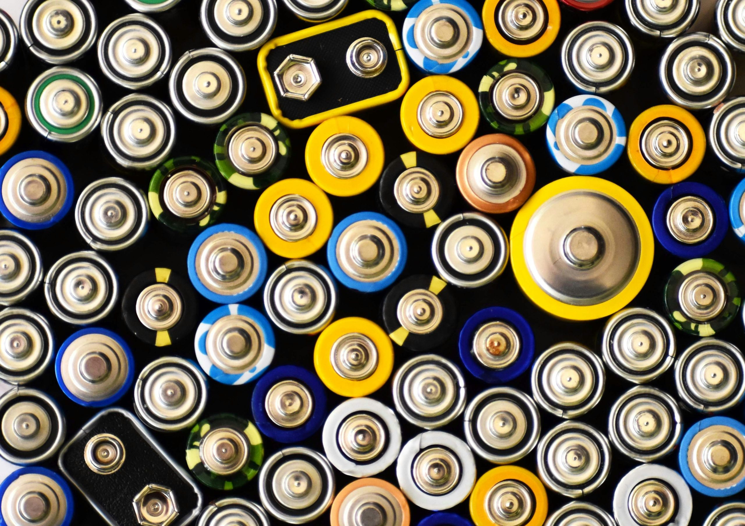 How Do Long-Life Batteries Work?